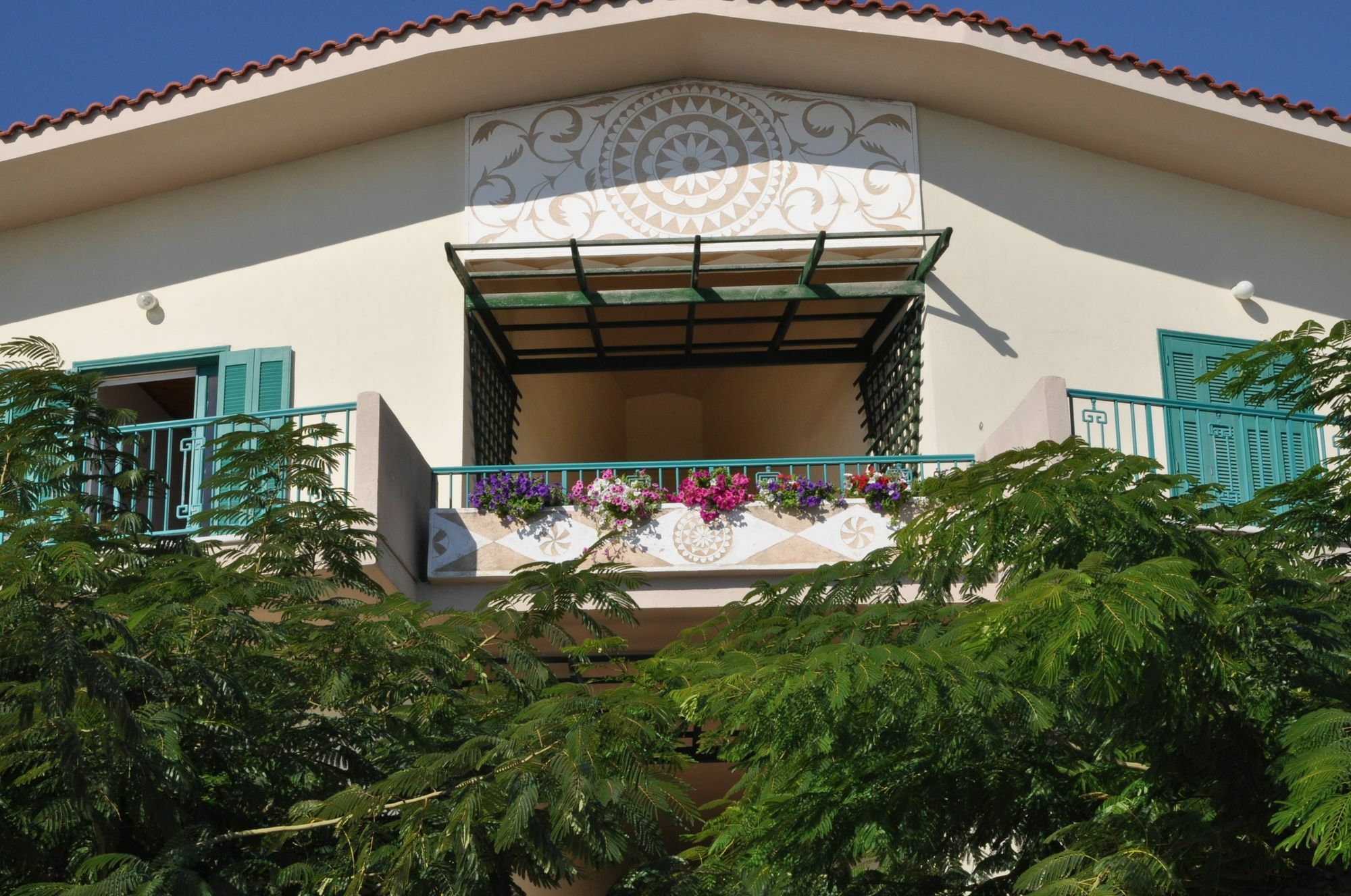 Kyveli Hotel Apartments Vrontados Ngoại thất bức ảnh
