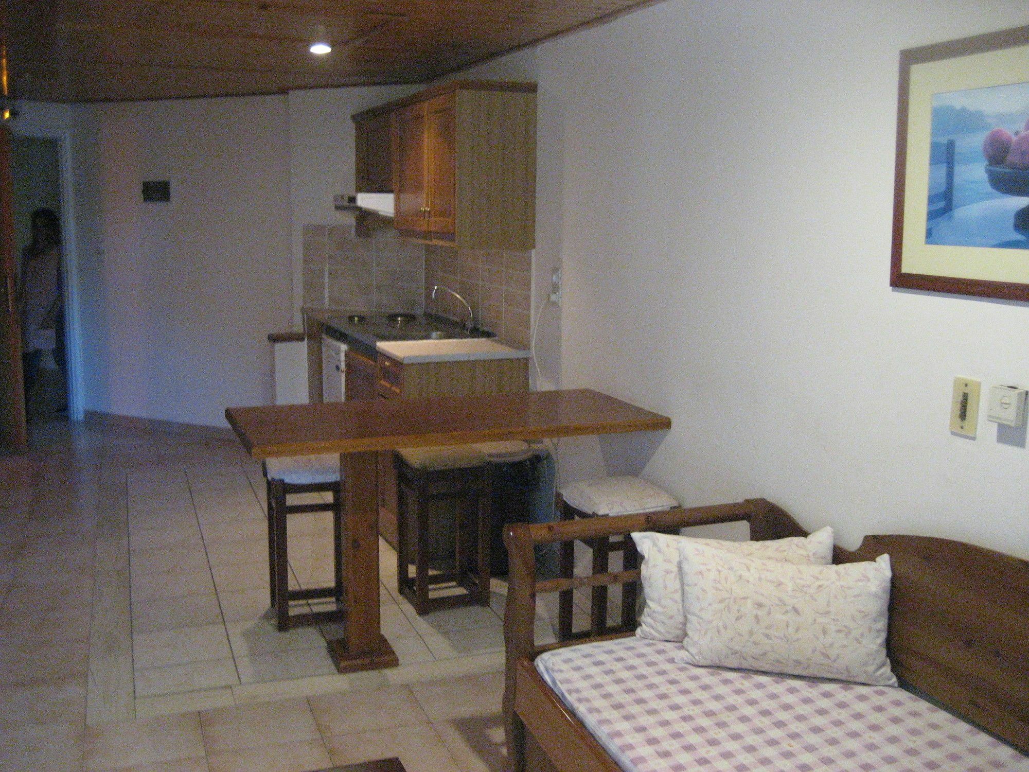 Kyveli Hotel Apartments Vrontados Ngoại thất bức ảnh